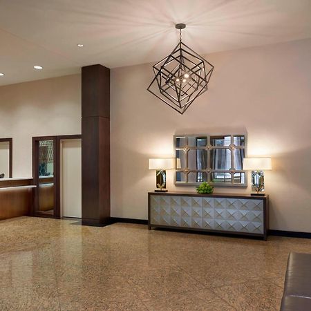 Sheraton Ottawa Hotel Exterior photo