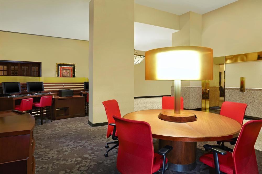 Sheraton Ottawa Hotel Exterior photo