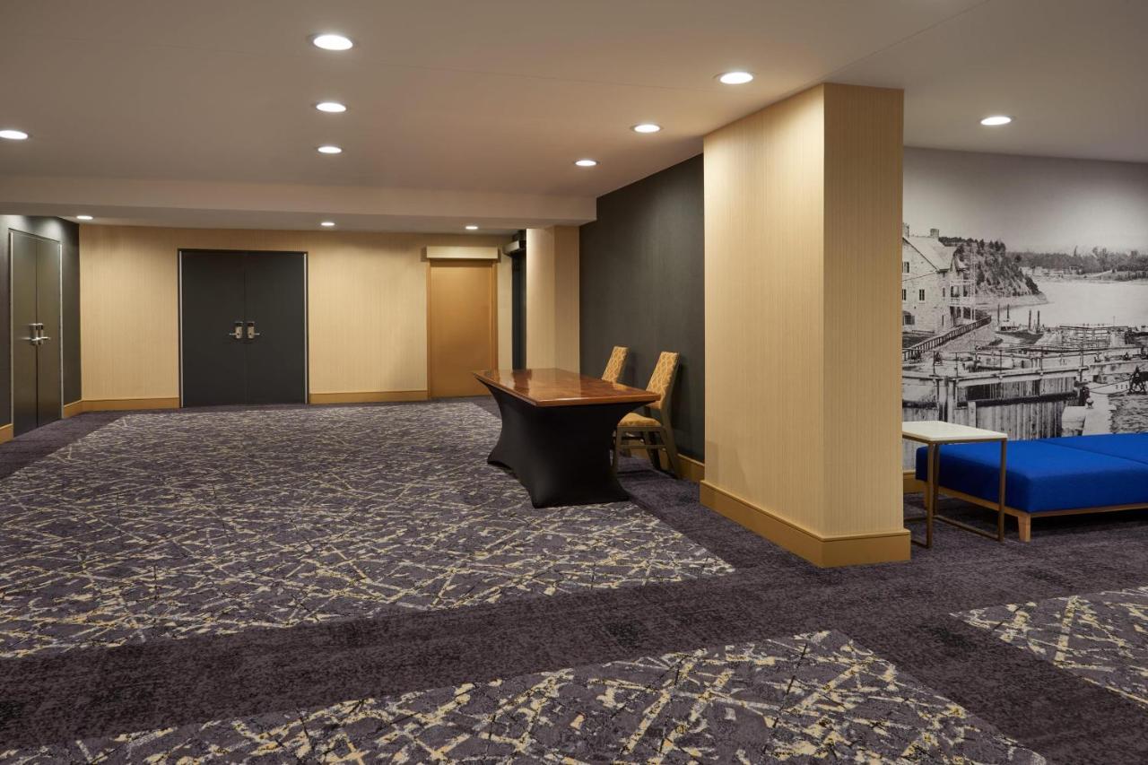 Sheraton Ottawa Hotel Exterior photo