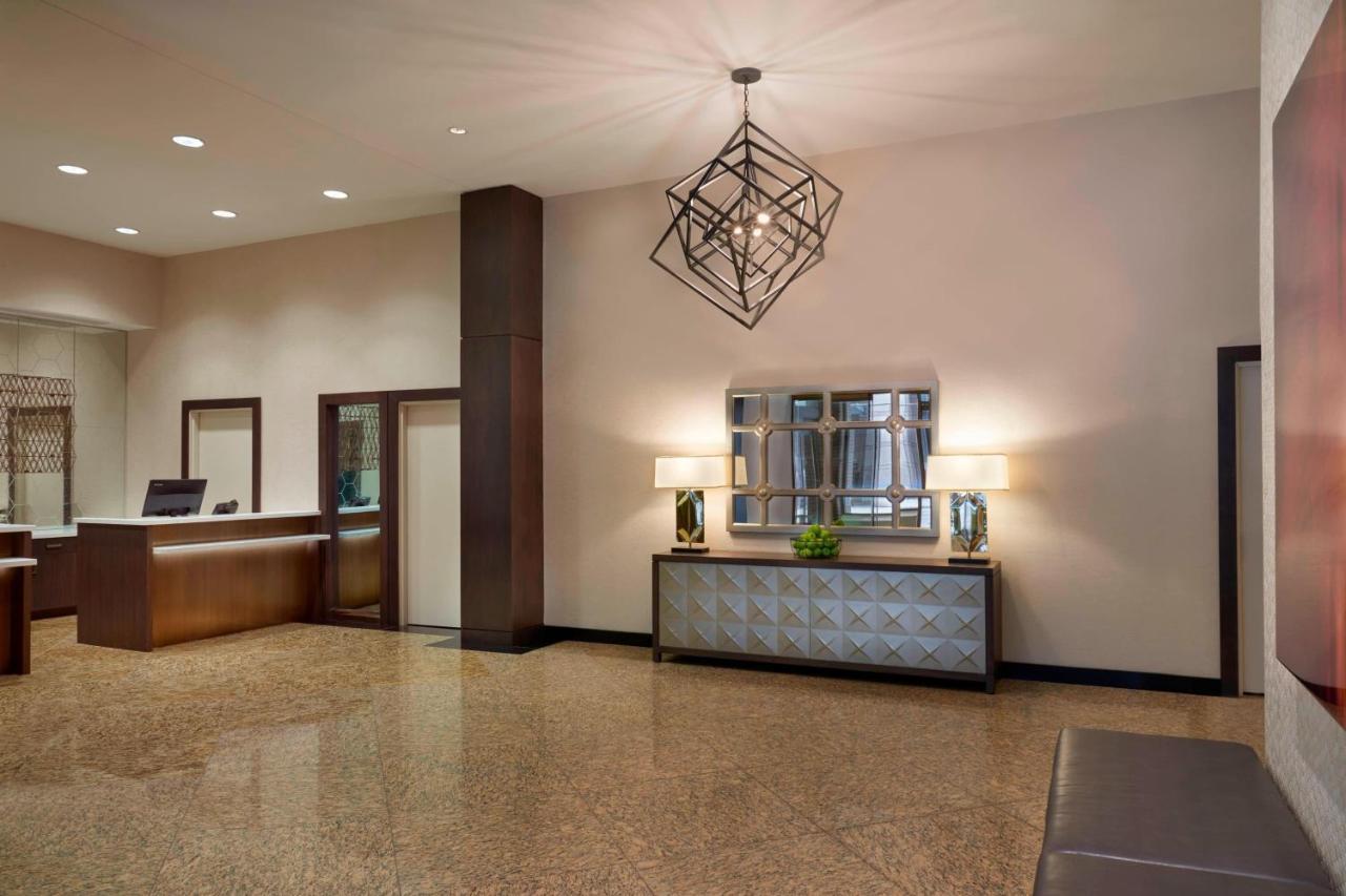 Sheraton Ottawa Hotel Exterior photo