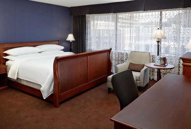 Sheraton Ottawa Hotel Exterior photo