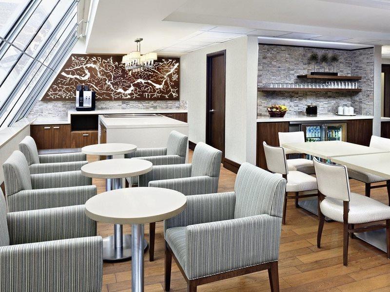 Sheraton Ottawa Hotel Exterior photo