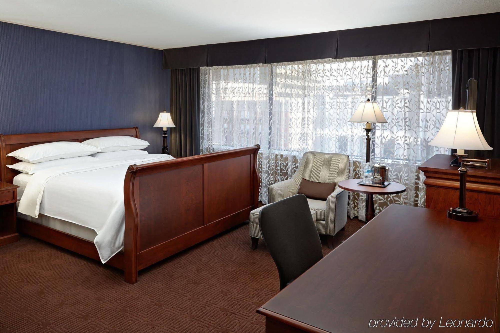 Sheraton Ottawa Hotel Exterior photo